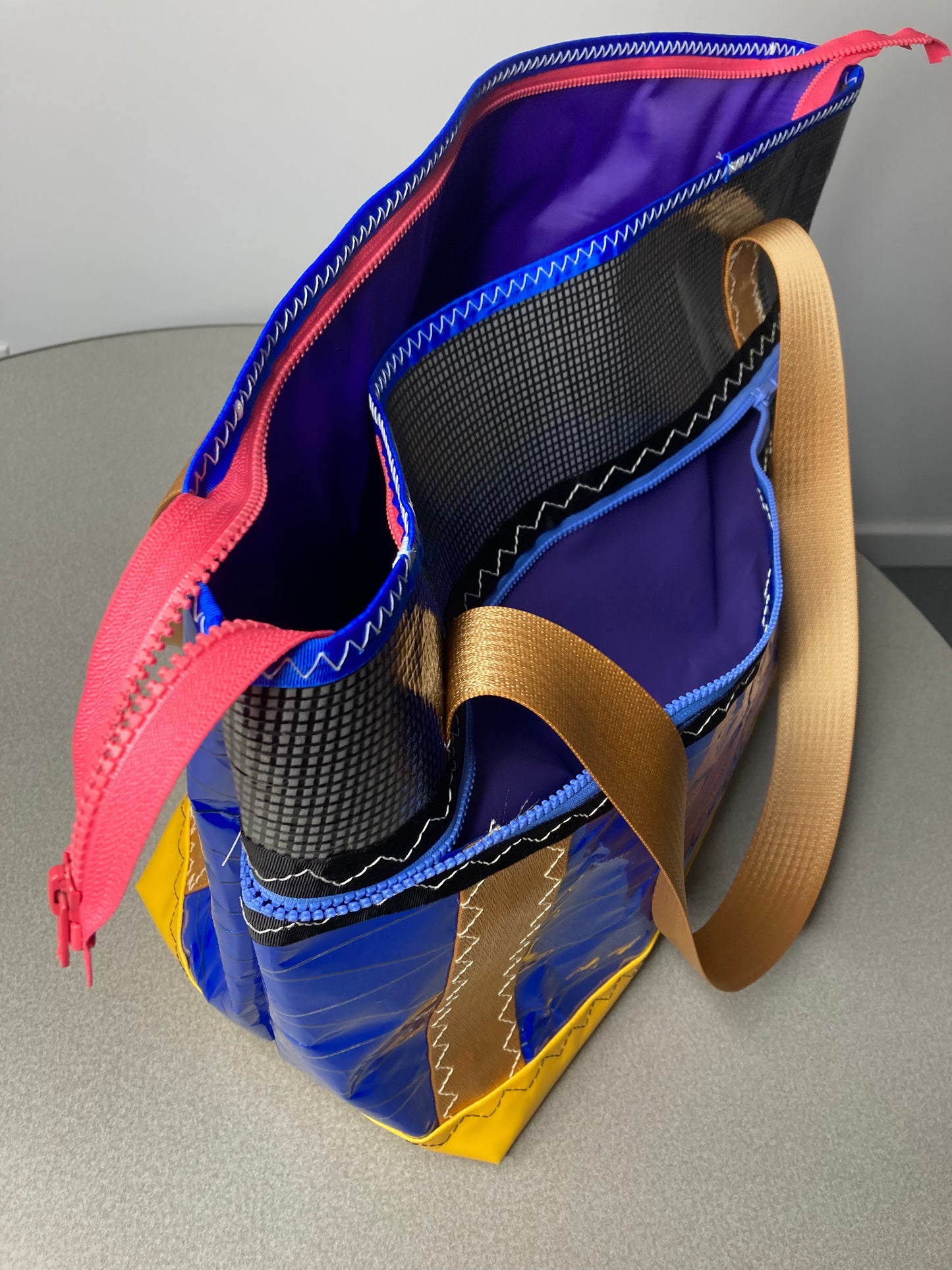 Stand up bag # 183 blue yellow gold pink black